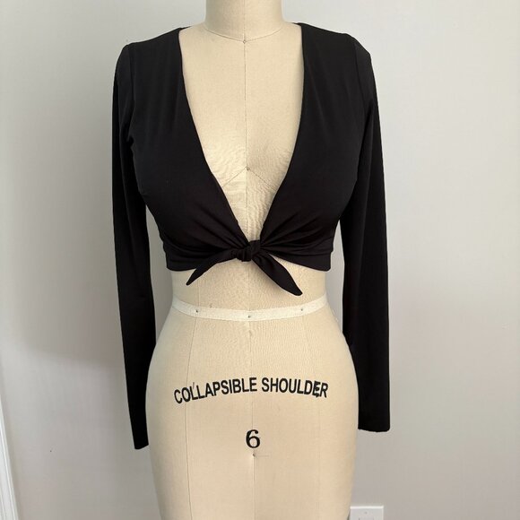 Tarik Ediz Women's Black Tie in Front Top Long Sleeve Shirt/Skirt Bundle Size 6 - Picture 2 of 15